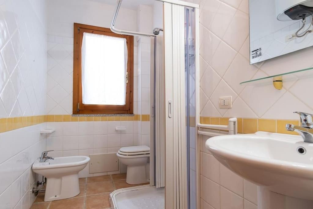 Luisa Sunny House Santa Maria Navarrese Exterior foto